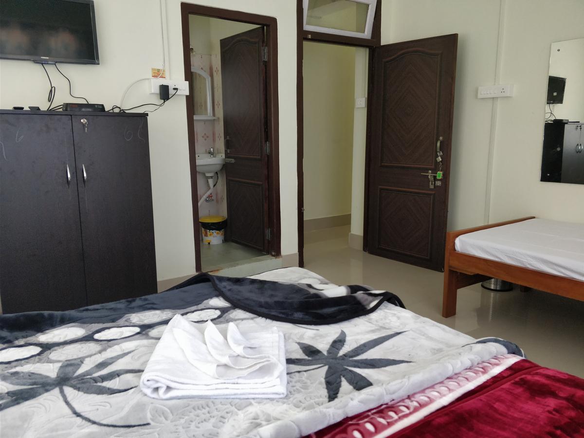 Hotel Pine Leaf גנגטוק מראה חיצוני תמונה
